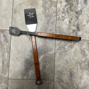 Vanderbilt Football NEW BBQ Grill Tool Set Wood & Metal 2-Piece Spatula & Tongs